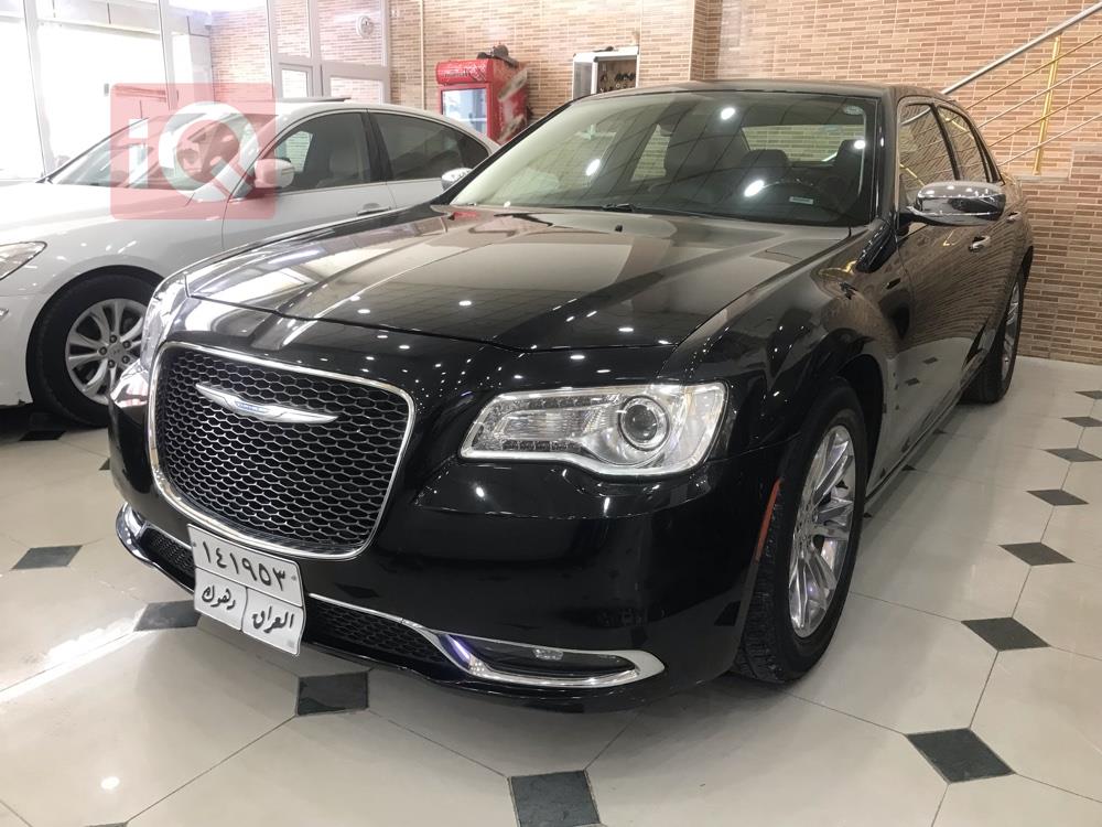 کرایسلەر 300